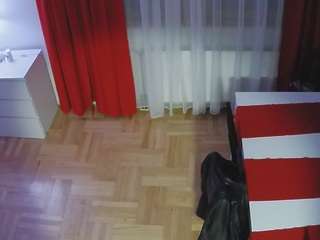voyeurcam-julmodels-dining-2