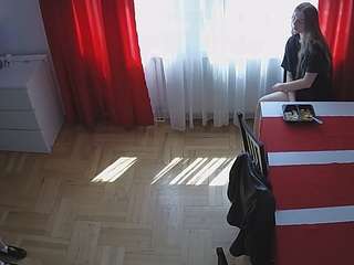 voyeurcam-julmodels-dining-2