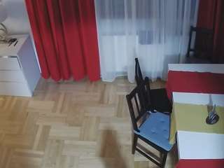 voyeurcam-julmodels-dining-2