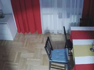 voyeurcam-julmodels-dining-2