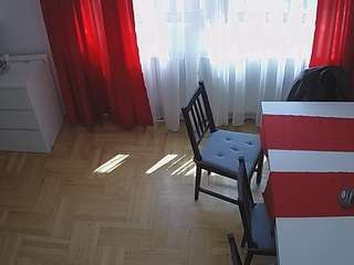 voyeurcam-julmodels-dining-2