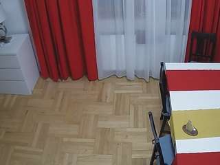 voyeurcam-julmodels-dining-2