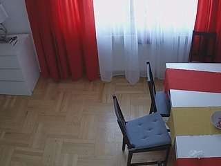 voyeurcam-julmodels-dining-2