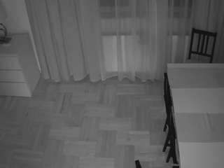 voyeurcam-julmodels-dining-2