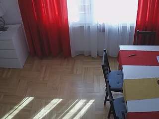 voyeurcam-julmodels-dining-2
