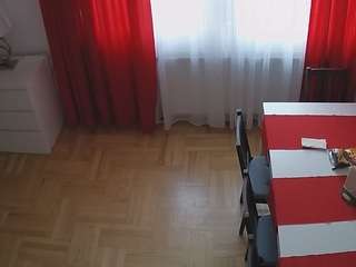 voyeurcam-julmodels-dining-2