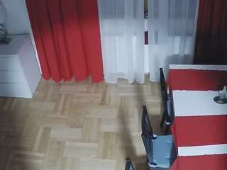 voyeurcam-julmodels-dining-2