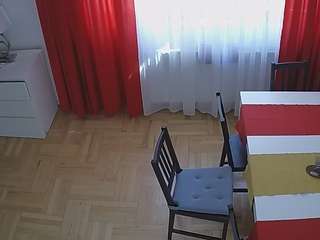 voyeurcam-julmodels-dining-2