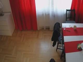 voyeurcam-julmodels-dining-2