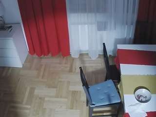 voyeurcam julmodels dining 2