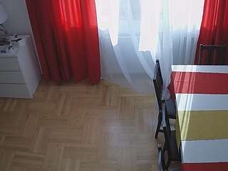 voyeurcam-julmodels-dining-2