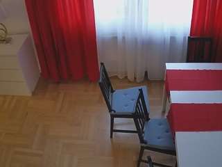 voyeurcam-julmodels-dining-2