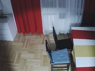 voyeurcam-julmodels-dining-2