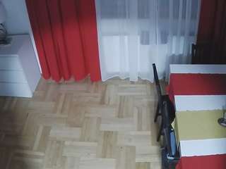 voyeurcam-julmodels-dining-2