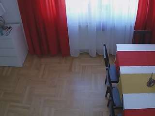 voyeurcam-julmodels-dining-2