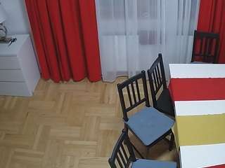 voyeurcam-julmodels-dining-2