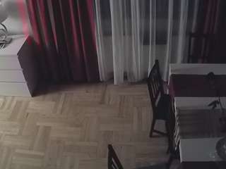 voyeurcam-julmodels-dining-2