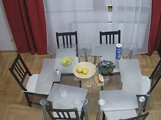 voyeurcam-julmodels-dining-2's live chat room