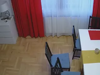 voyeurcam julmodels dining 2's Live Sex Cam Show