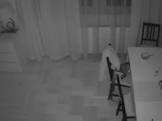 voyeurcam julmodels dining 2's Live Sex Cam Show