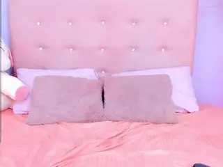 YUKII-UWU's Live Sex Cam Show