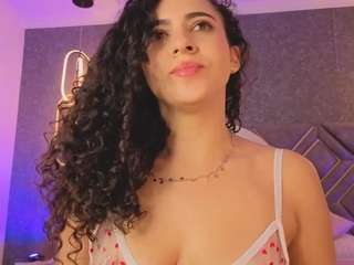 renatta-cruz Live Webcam on CamSoda