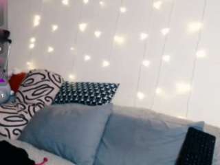 tiameow Live Webcam on CamSoda