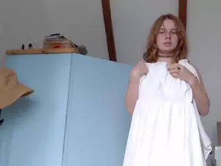 RubyLynxx's Live Sex Cam Show