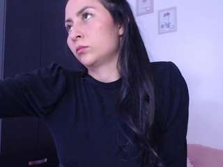 kinky-mia