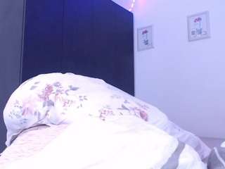 kinky-mia webcam