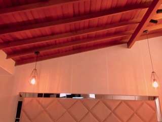 annamoore's CamSoda show and profile