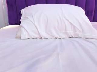 sarariley webcam model
