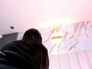 sarariley live cam profile