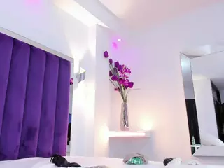 Sara Riley's Live Sex Cam Show