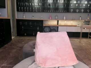 sofiareyesx Live Webcam on CamSoda