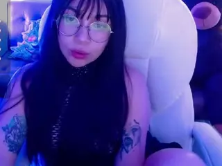 Valeria-420's Live Sex Cam Show