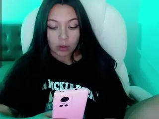 Valeria-420's Live Sex Cam Show