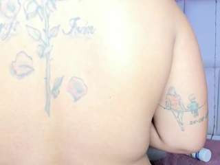 kyana-cream webcam