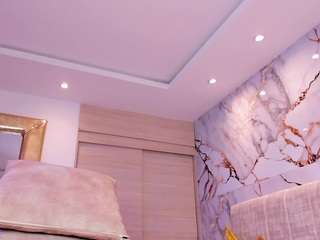  kyana-cream chat room