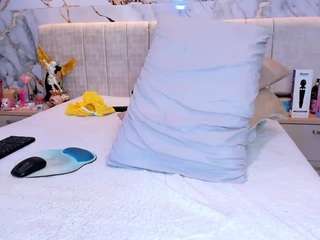 kyana-cream webcam