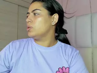 - K Y A N A -'s Live Sex Cam Show