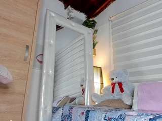 nella-joly Sex Cam Show