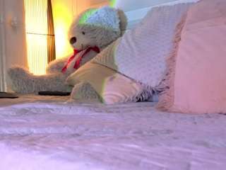 Nella-joly live webcam show