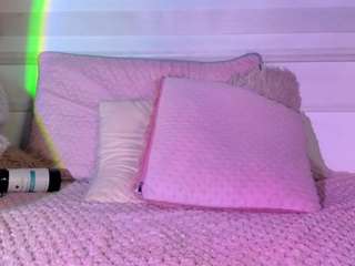 Nella-joly live webcam show