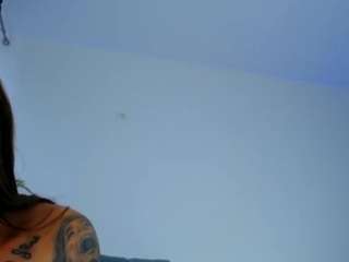 arianatattoos live webcam show