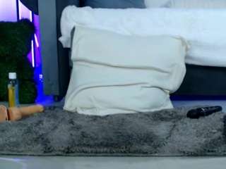 arianatattoos live webcam show