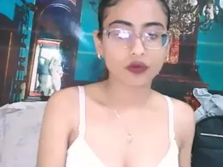 IndianBootyLicious69's Live Sex Cam Show