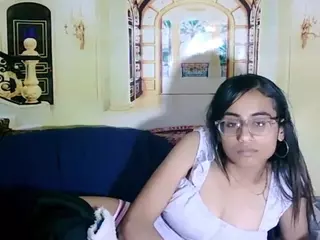 IndianBootyLicious69's Live Sex Cam Show