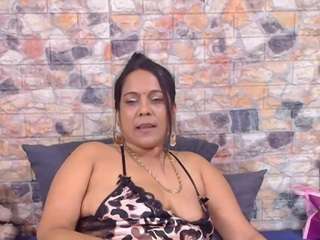 indianfancyface's live room