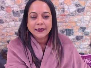 le modèle indianfancyface est en webcam porno dans un show sur le site camsoda, il possède les tags suivants: asshole,pussy,lingerie,lush,mature,middle aged,milf,mistress,natural,sexy,indian,smoking,spank,strip,tattoos,tease,tittyfuck,wet,bj,kinky